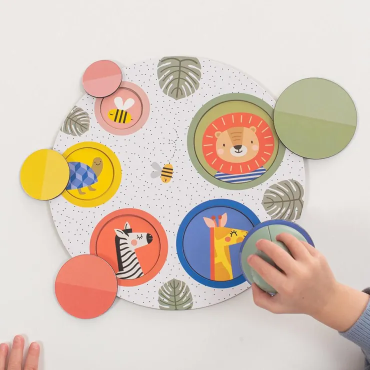 Juego evolutivo Escondite 4 en 1<Taf Toys